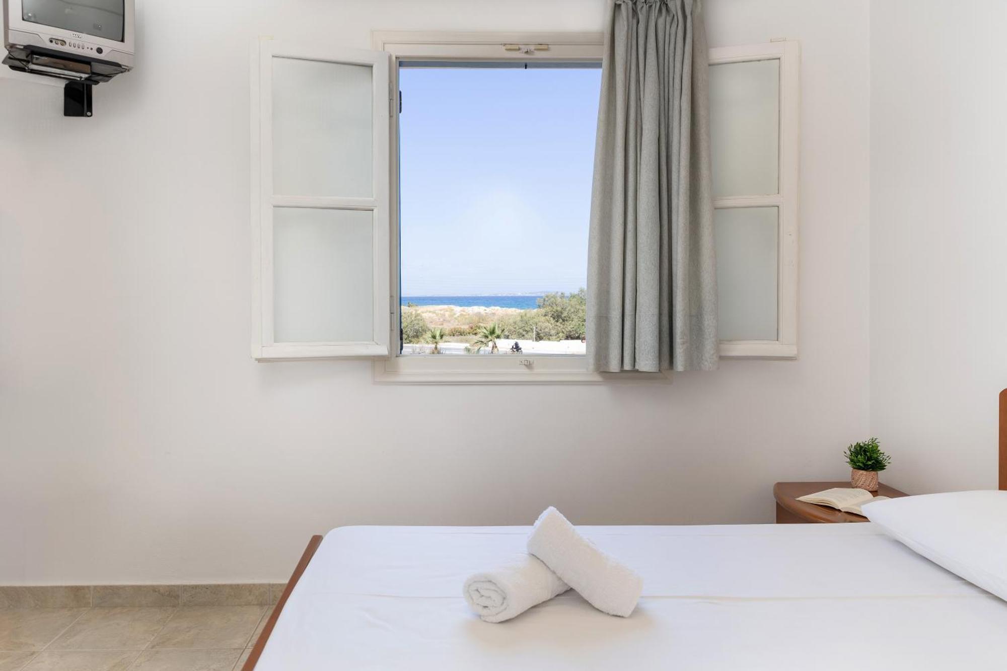 Naxos Edem Studios & Apartments Naxos City Ngoại thất bức ảnh